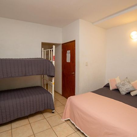 Hostel Punto Patagonico Неукен Экстерьер фото