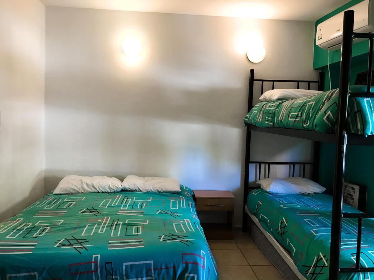 Hostel Punto Patagonico Неукен Экстерьер фото